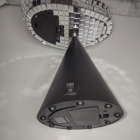 Skull mirror ball